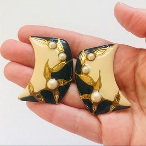 Vintage enamel and pearl earrings